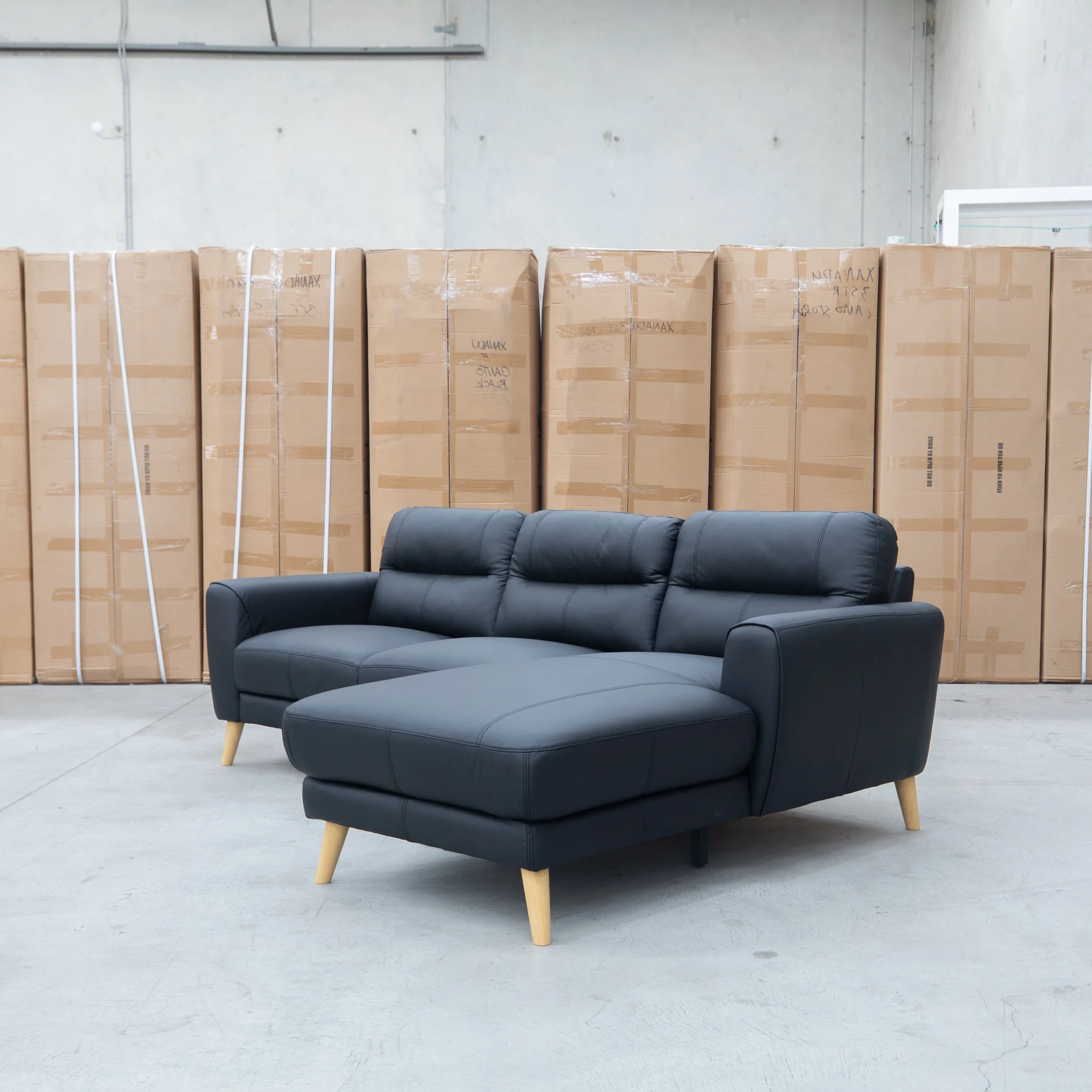 Nevada Three Seat RHF Leather Chaise Lounge - Black - Image 3
